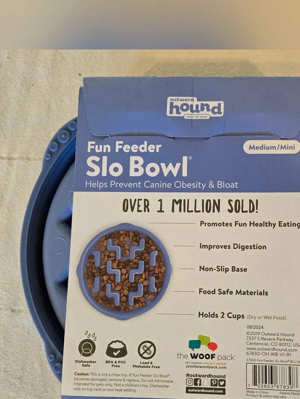 Outward Hound Fun Feeder Slow Feeder Dog Bowl, Blue, 2-cup